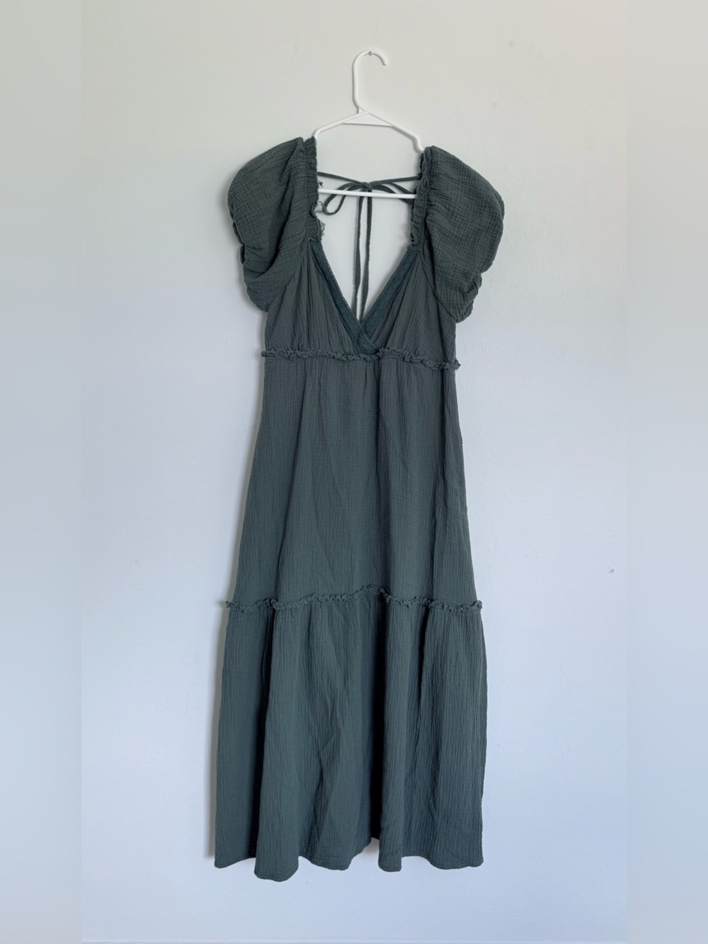Listicle Olive Green Puff Sleeve Maxi Dress